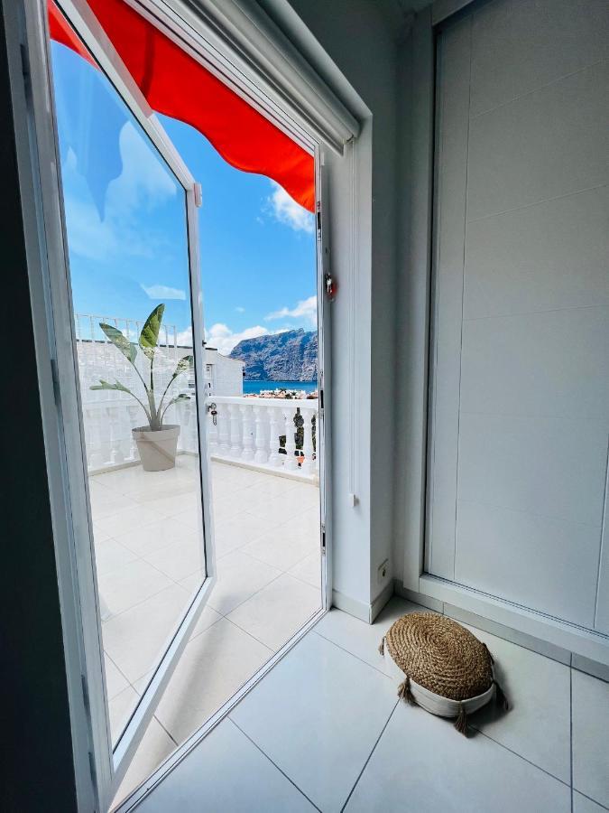 Apartament Luxury Penthouse With Breathtaking Views And Huge Private Terraces Puerto de Santiago  Zewnętrze zdjęcie