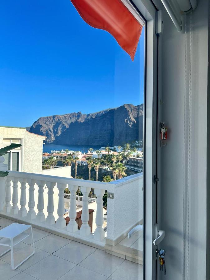 Apartament Luxury Penthouse With Breathtaking Views And Huge Private Terraces Puerto de Santiago  Zewnętrze zdjęcie